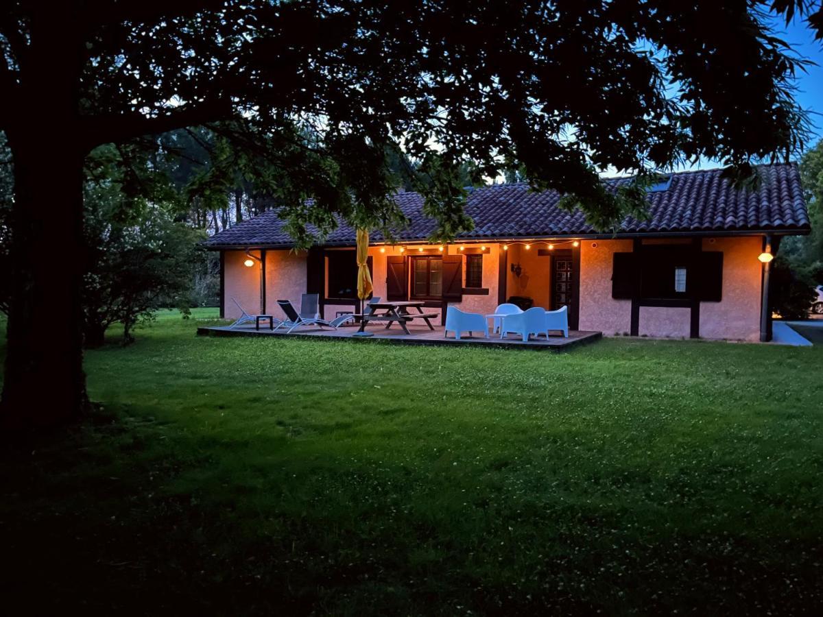 Вилла La Bergerie Des Landes Ли-э-Микс Экстерьер фото